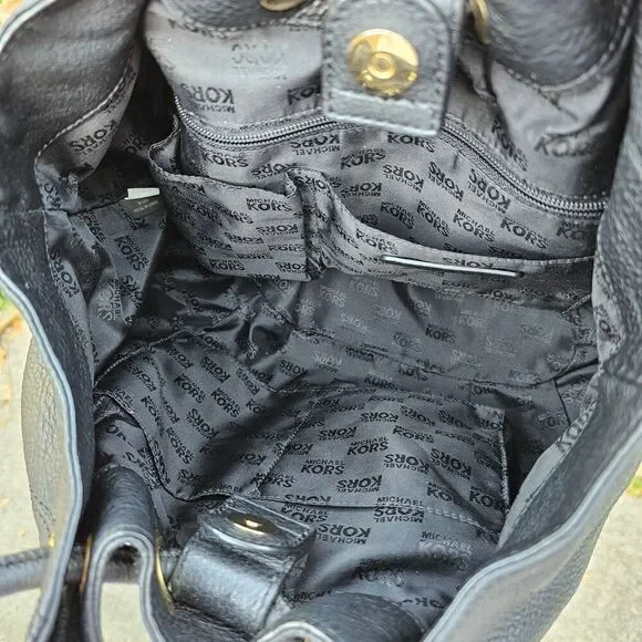 MICHAEL KORS Black Pebble Leather Shoulder Bag, Ring Tote Bag, Pre-owned - Picture 8 of 8